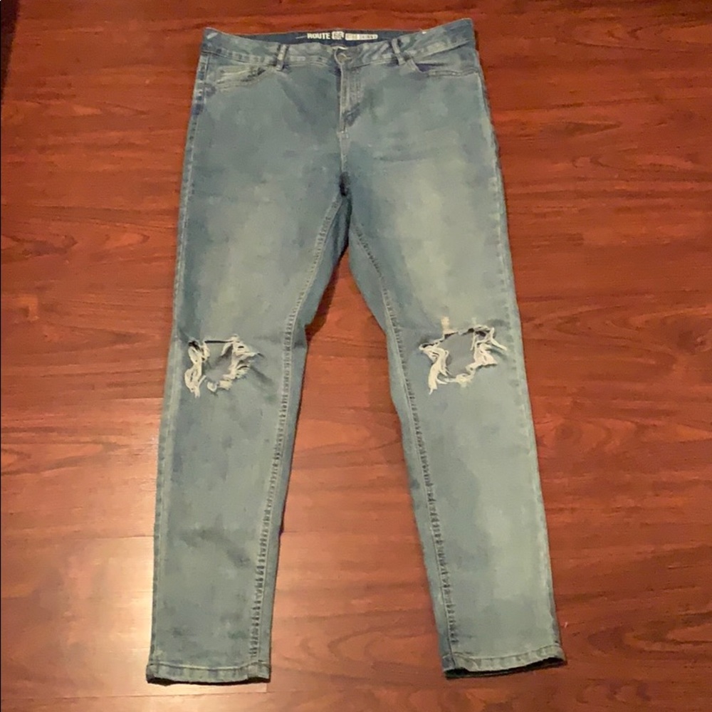 High waisted jeans